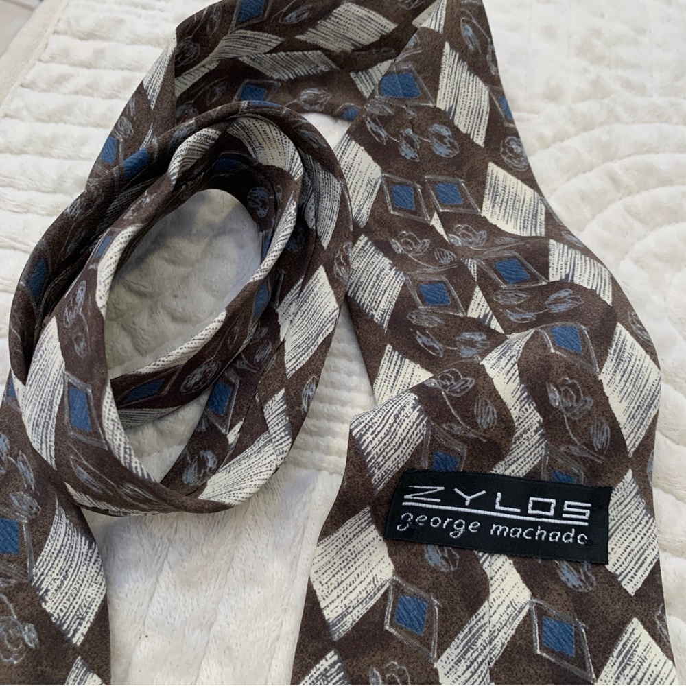 Geometric Patterned Brown Tie - image 5